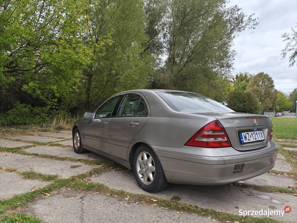 Mercedes w203 22 CDI 143 2003 Pruszków
