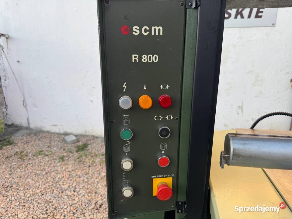 Piła taśmowa rozdzielcza SCM R800