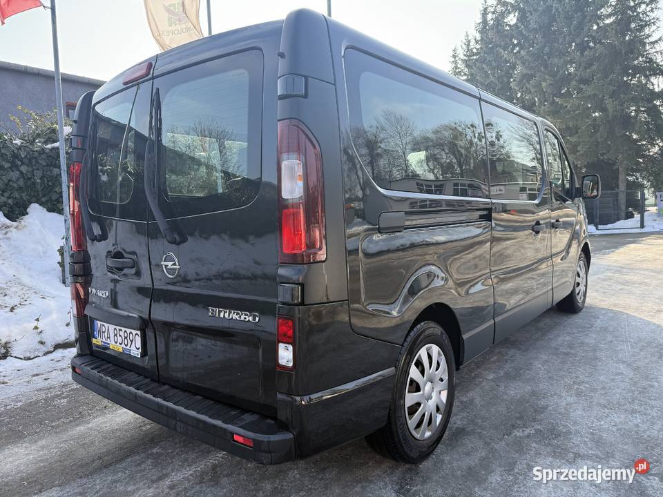 Opel Vivaro II 16 BiTurbo 125 2017 Pionki