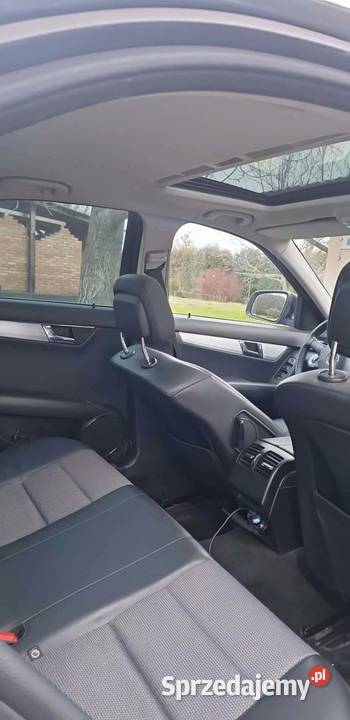 Mercedes C220 CDI Avantgarde 170 Bezwypadkowy Mercedes-Benz Tarnobrzeg