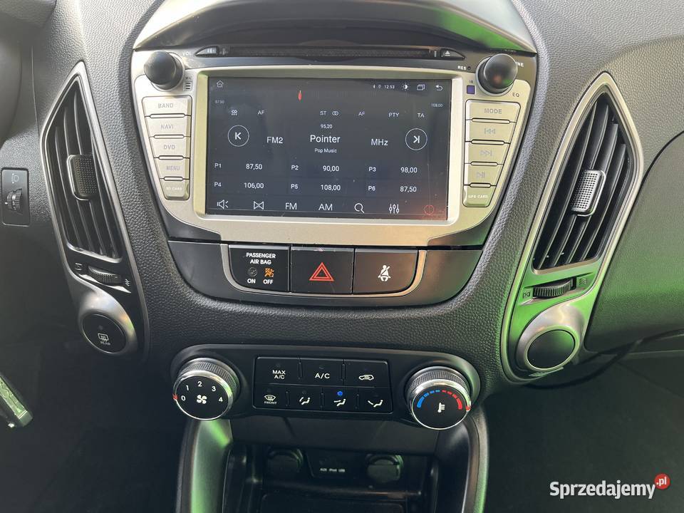 HYUNDAI iX35 16 BENZYNA 2015 PRZEBIEG 84 manualna Ostrowiec Świętokrzyski