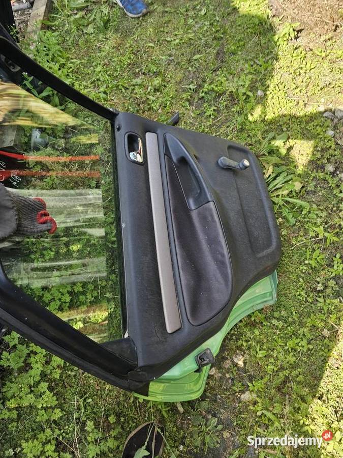 Drzwi audi a4 b5 lewy tył