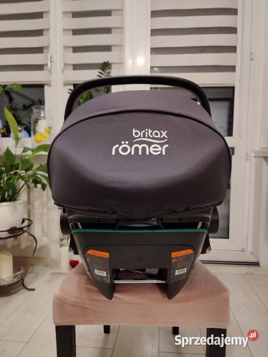 Fotelik dziecięcy Britax Romer iSENSE BabySafe sprzedam