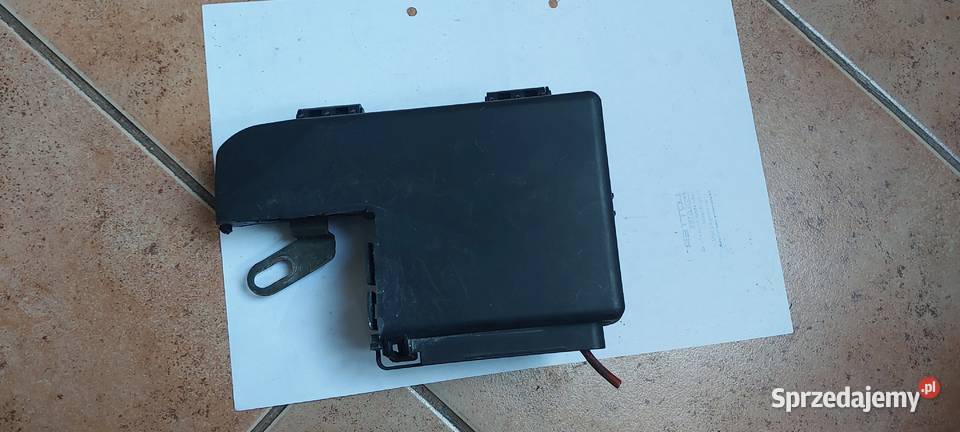 Skrzynka bezpieczników na akumulator 13185559 Szczecin sprzedam
