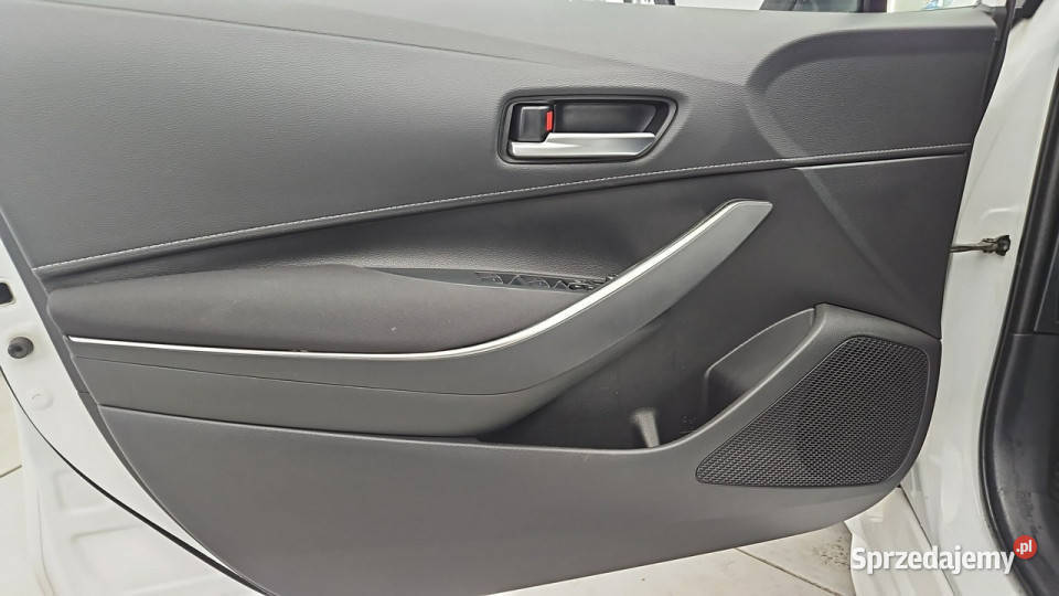 Toyota Corolla 20 Hybrid Z Polskiego Salonu Warszawa