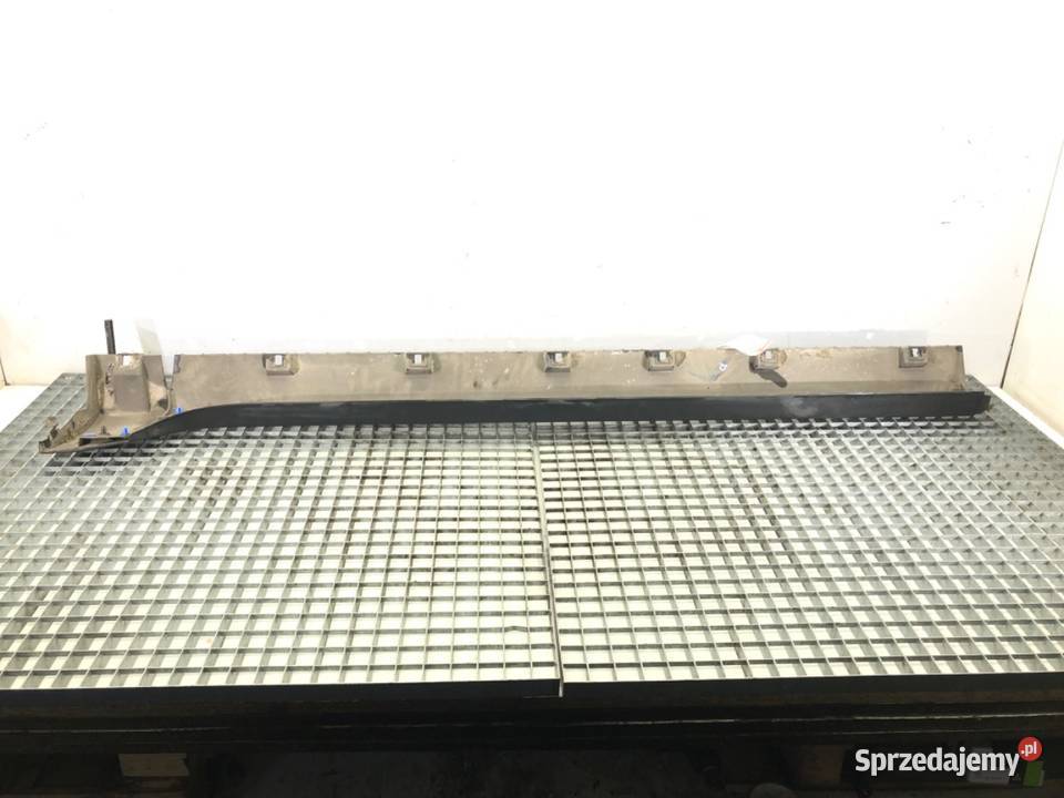 LISTWA PROGOWA PRAWY DACIA DUSTER Hatchback osobowe podkarpackie