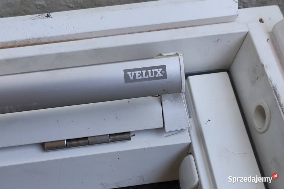 Okno DACHOWE Okna 2 szybowe VELUX 114x118 BIAŁE małopolskie Nowy Sącz sprzedam