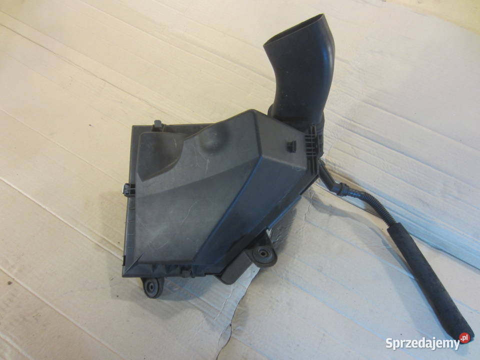 obudowa filtra powietrza bmw e92 e93 e90 e87 e81 Szczecin