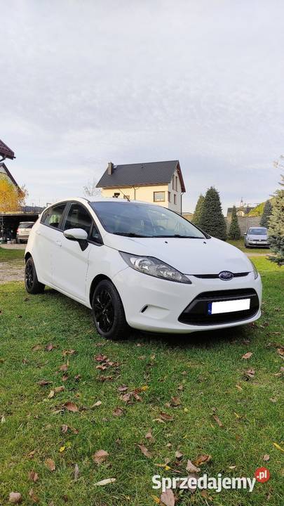Ford Fiesta 125 82 2010r 5 drzwi warmińsko-mazurskie Nowe Miasto Lubawskie