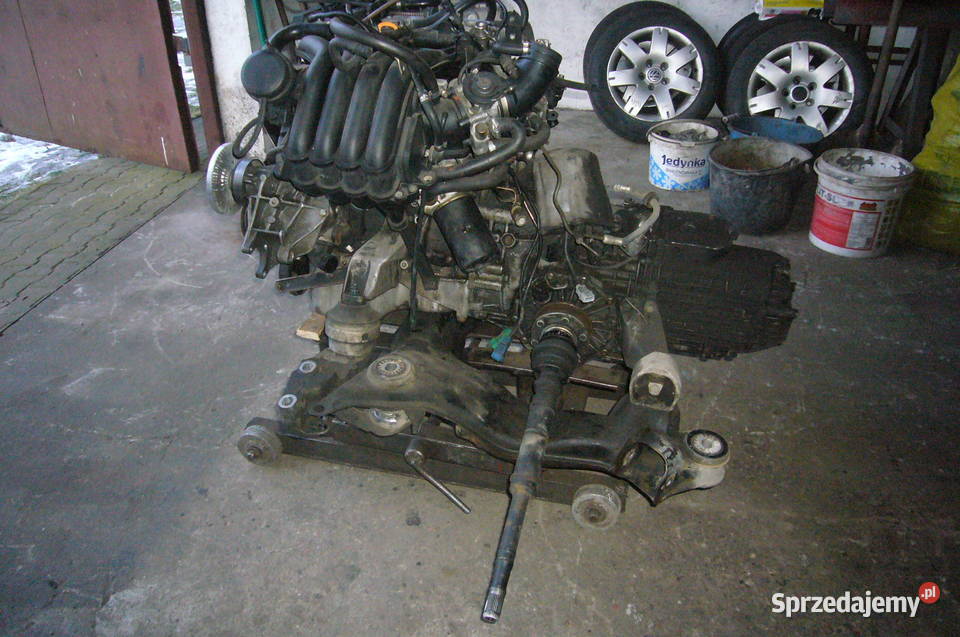 Silnik Vw Audi 18 benz 20V ADR osobowe Silniki kompletne
