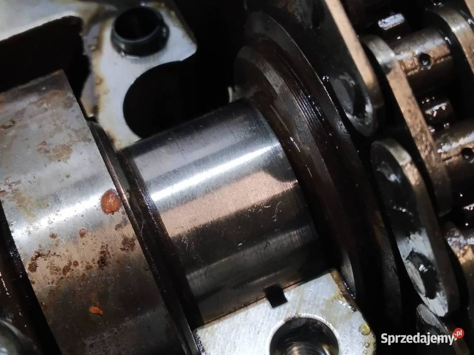GŁOWICA KOMPLETNA 058103373A 18 20V Audi A4 I osobowe