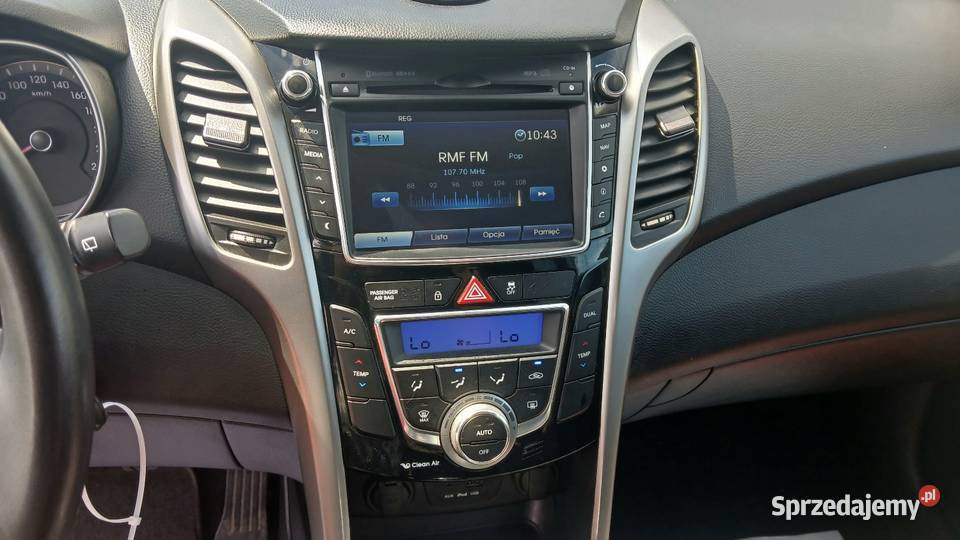 Hyundai i 30 Lift 14 Nawi Kamera cofania Stan srebrny Zamość