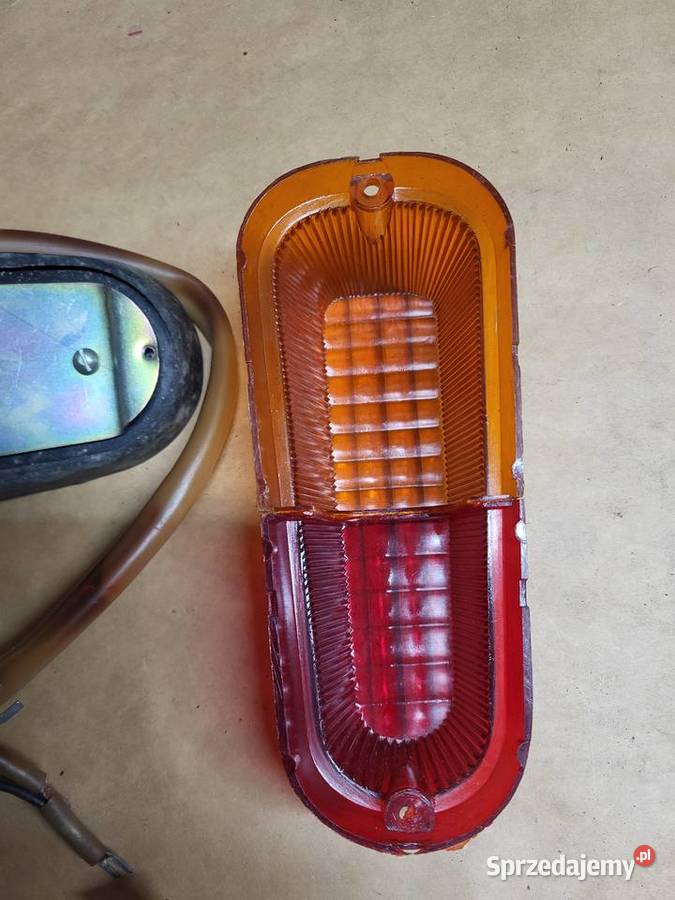 Warszawa M20 Syrena 103 fabr nowa lampa tylna wielkopolskie Chodzież sprzedam