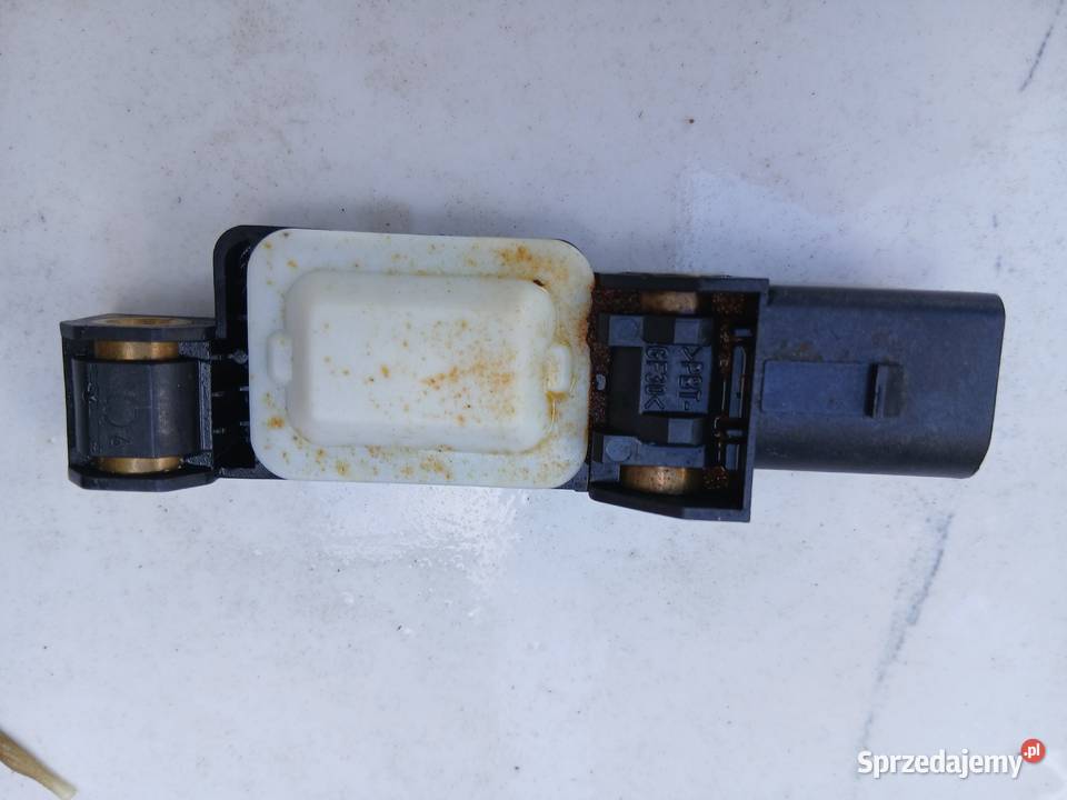 Sensor czujnik uderzenia przyspieszenia AUDI A4 Szczerbice