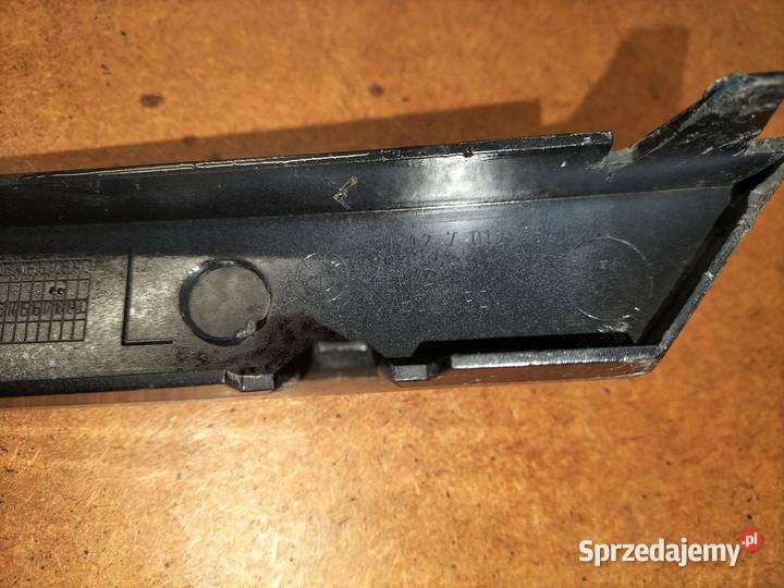 Listwa pod lewą tylną lampa BMW E65 E66 śląskie