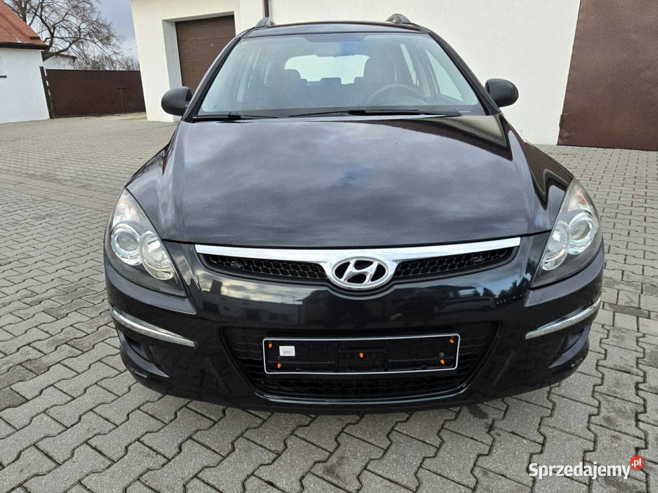 Hyundai i30 14benz światła przeciwmgielne
