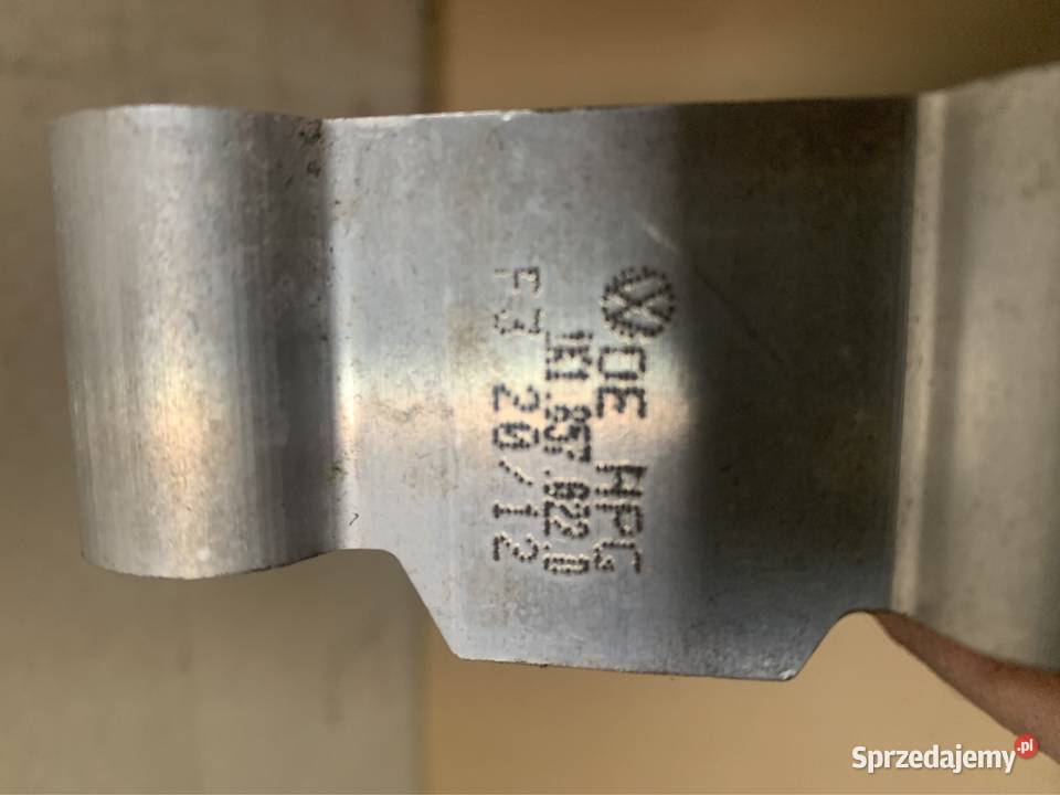 Mocowanie wspornik deski 1K1857022D vw tiguan 5N osobowe zachodniopomorskie Szczecin