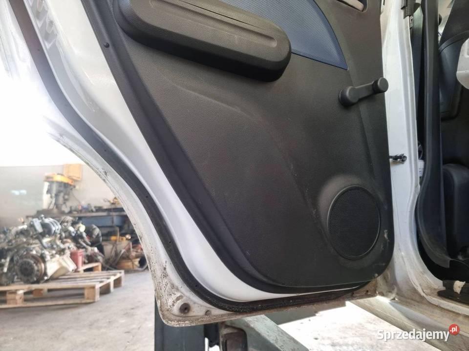 DRZWI LEWE TYŁ OPEL AGILA 26UD Lipno sprzedam