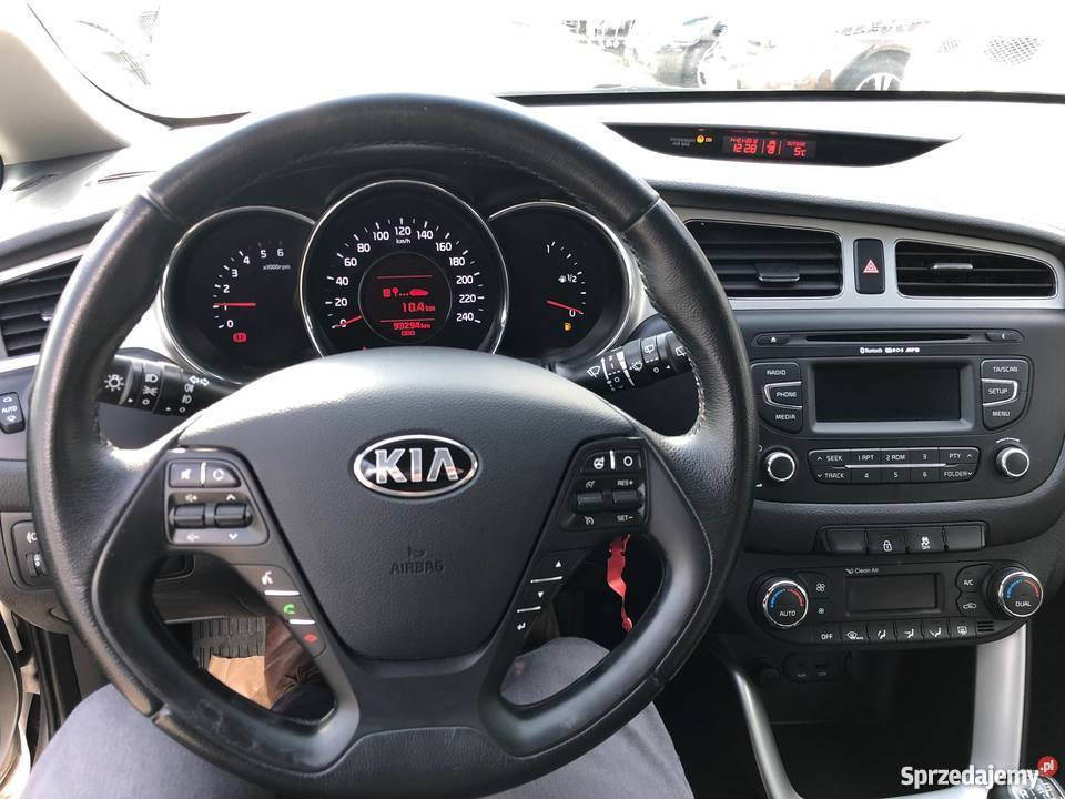 KIA CEED 16 CRD STAN BOGATE WYPOSAŻENIE