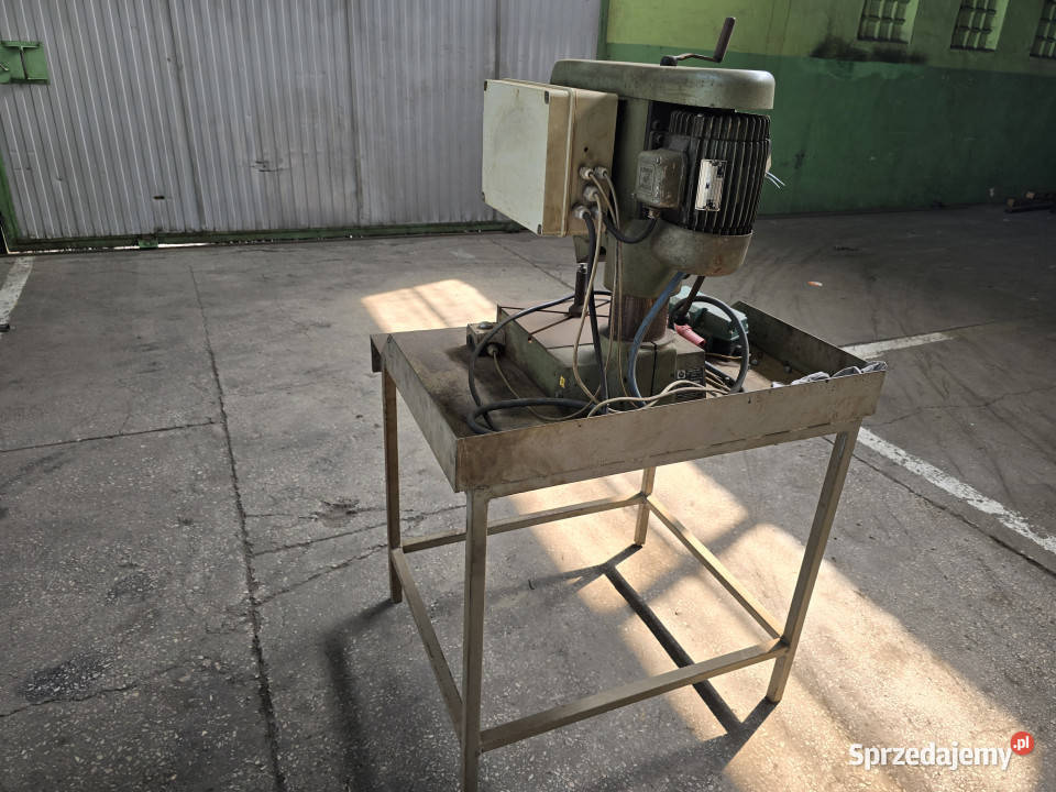 Pneumatyczna nitownica radialna BRCKER PN 200 9 Biskupice