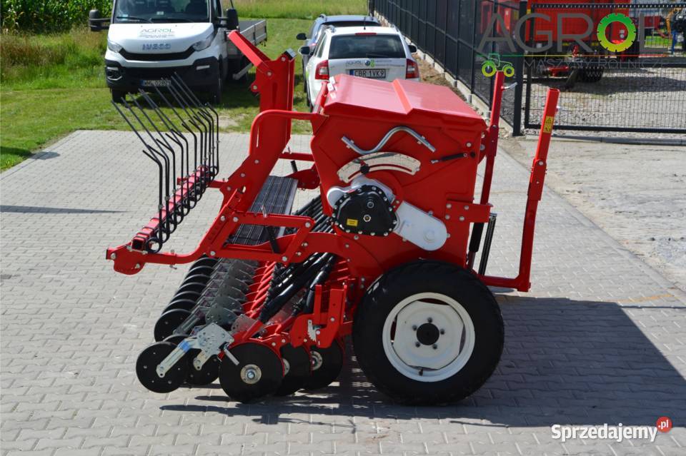 Siewnik zbożowy dwutalerzowy nawozowy ścieżki nieuszkodzony