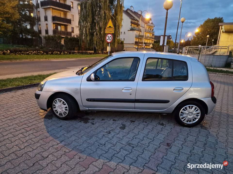 Renault clio ll 14 16v benzyna automat klima nieuszkodzony Warszawa