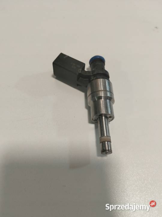 Audi VW 20 TFSI BWA wtryskiwacz 06F906036A