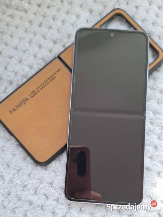 Samsung Galaxy Z Flip 4 5G 8128GB 120Hz 25W Torki