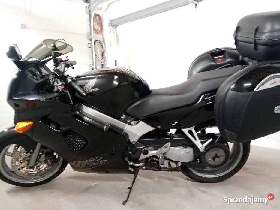 Honda vfr 800 ładna wtrysk 110000km Górowo Iławeckie