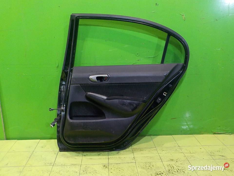 HONDA CIVIC VIII 13 iDSI 10r SEDAN 4D drzwi Suków sprzedam