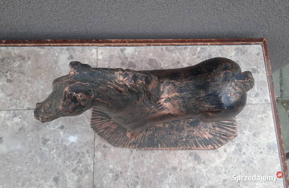 Stara figura gipsowa koń 255 Tczew