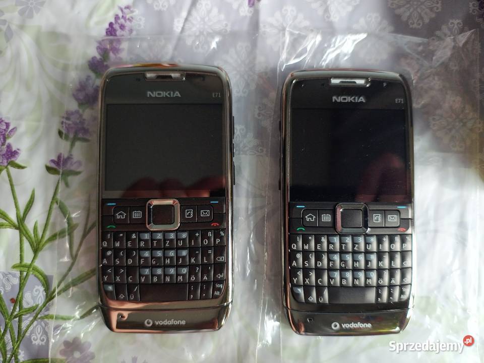 Nokia E71 dwie sztuki Ładne