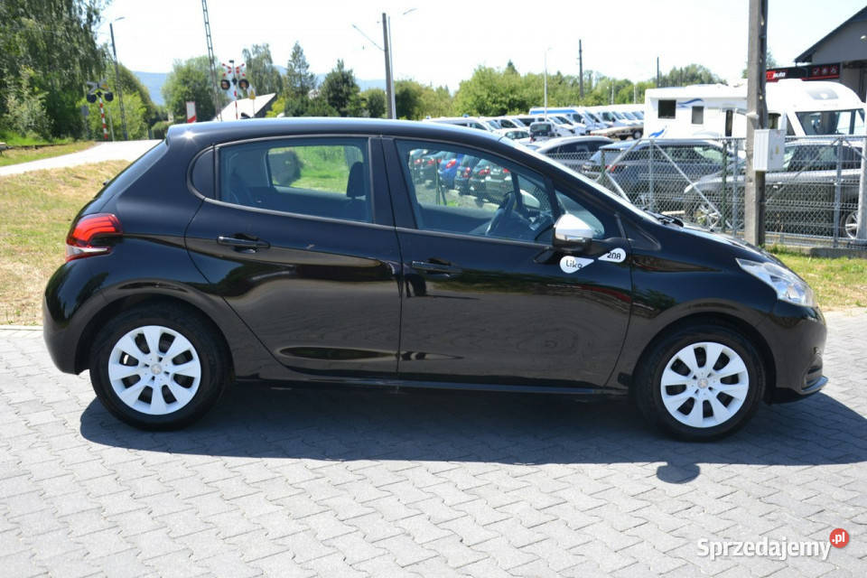 Peugeot 208 like 10 benzyna 75 klimatyzacja lakier metallic 208 Kęty