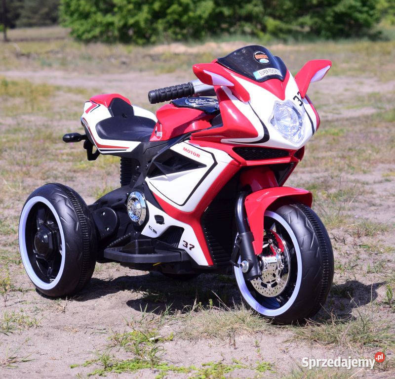 Autko motor MOTOREK ŚCIGACZ na akumulator sprzedam