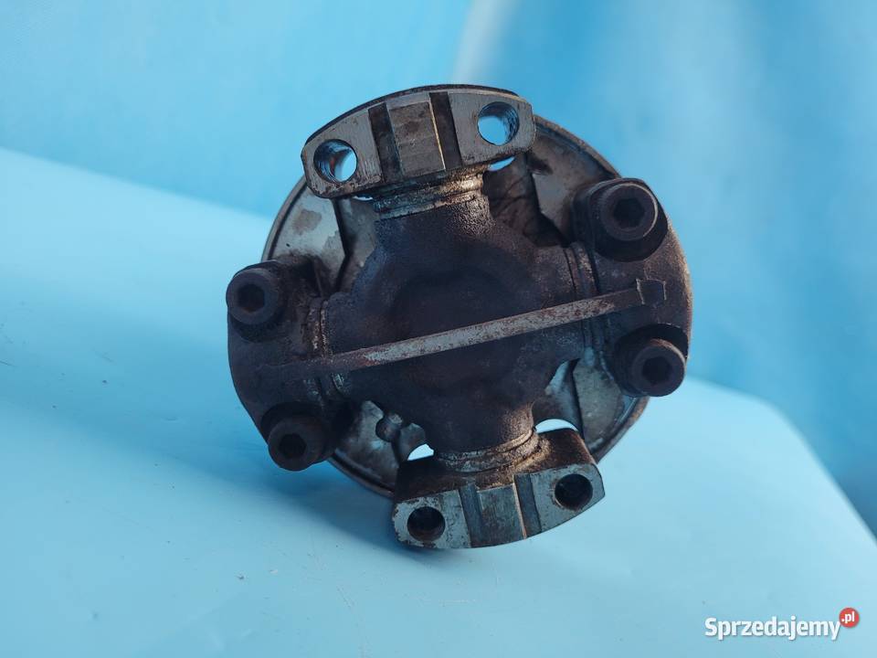 CASE IH PUMA 145 12r WAŁEK PRZEDNIEGO WOM Kolno