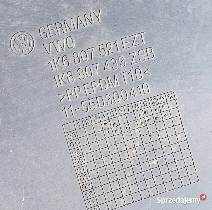 VW GOLF V ZDERZAK TYŁ 1K6807421 1K6807521 LAK Zderzaki Radom