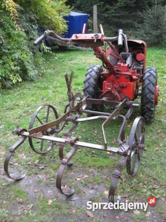 Ciągnik rolniczy DZIK 2 z oprzyrządowaniem Rybnik