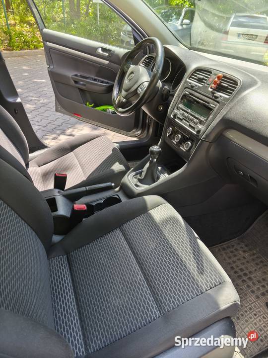 Volkswagen Golf 6 2011 16 TDI 105 manualna Warszawa