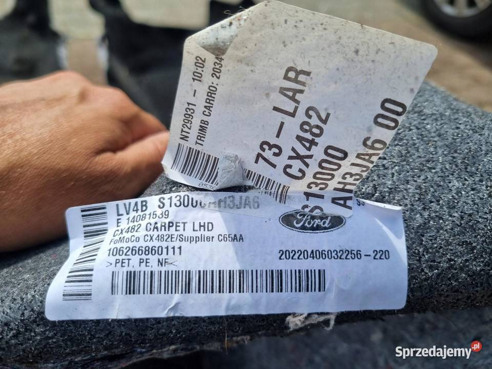 DYWAN WYKŁADZINA PODŁOGA FORD KUGA MK3 wielkopolskie sprzedam