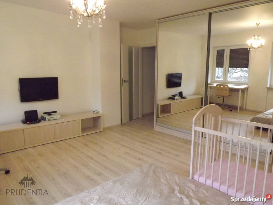 Dom 100m2 Stare Bielany 1100 000 piwnica