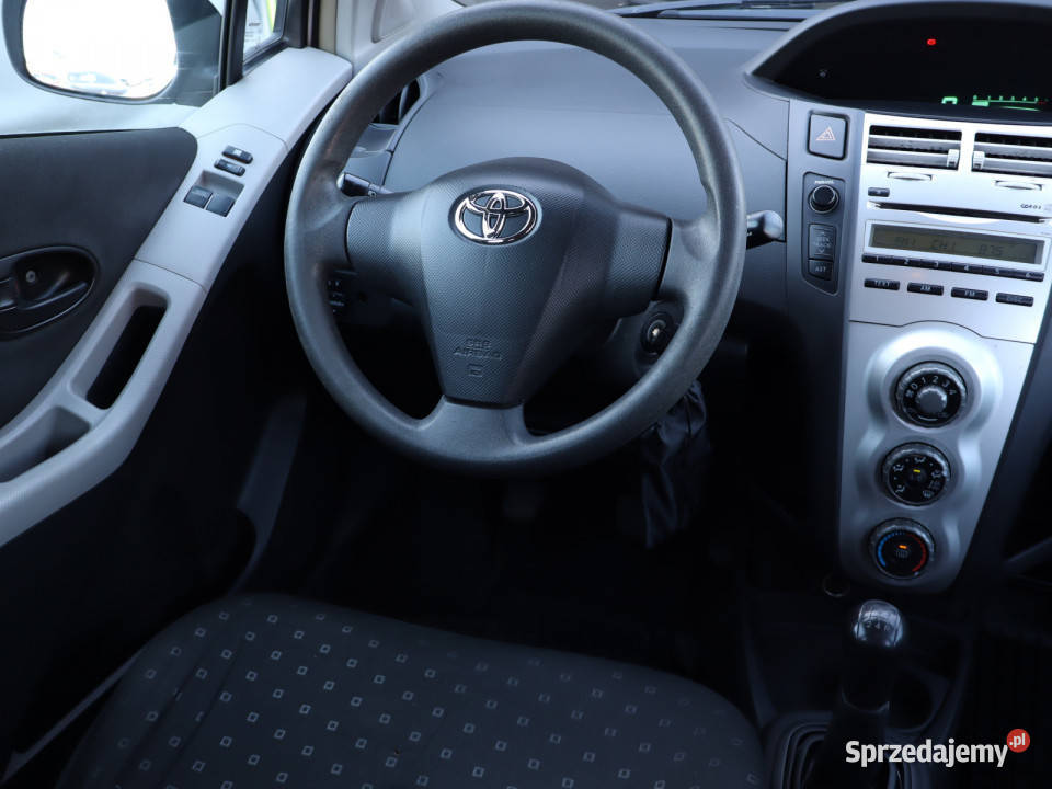 Toyota Yaris 14 D4D isofix Motoryzacja