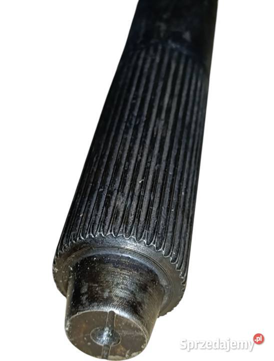 Półoś kompletna lewa i prawa MF235 897038m91 Tyczyn sprzedam