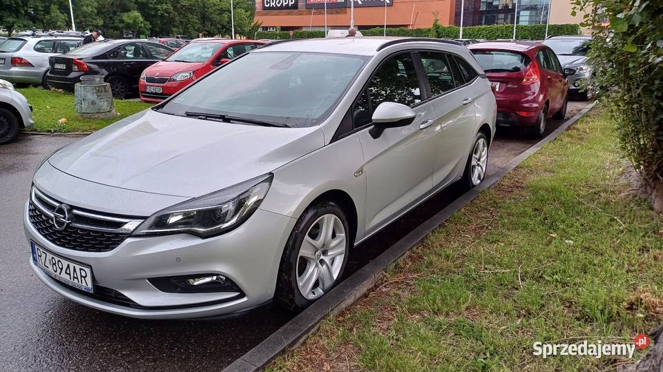 Opel Astra K Sports Tourer Stobierna sprzedam