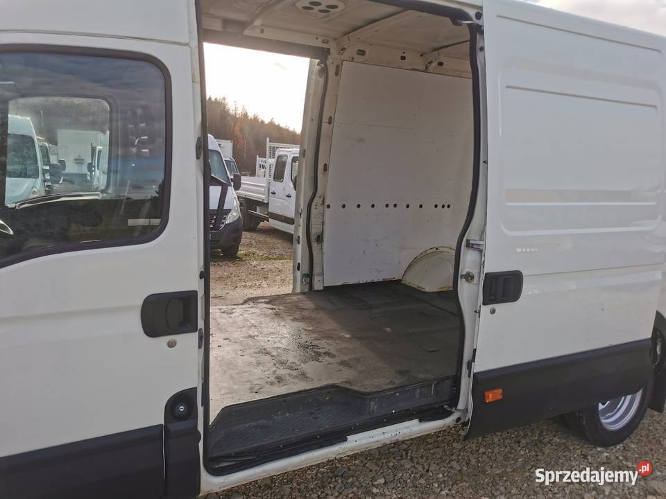 Iveco Daily 35C15 blaszak 30150 blizniak L3H3 Iveco małopolskie