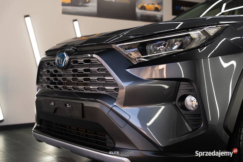 Toyota RAV4 hybrid 4x4 222 radio Brodnica sprzedam