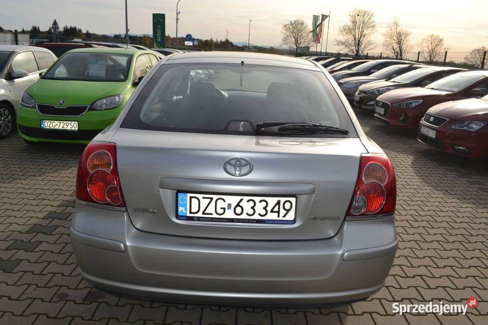 Toyota Avensis Zarejestrowana 77 nieuszkodzony Zgorzelec