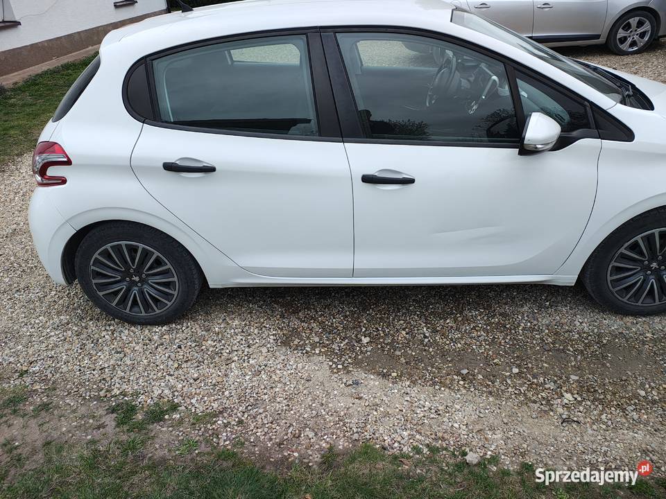 Peugeot 208 świętokrzyskie Morawica