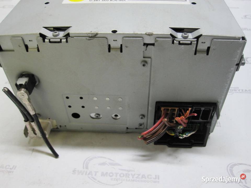 VW GOLF VI 11r radio CD 3C8035195G 7640207360 osobowe