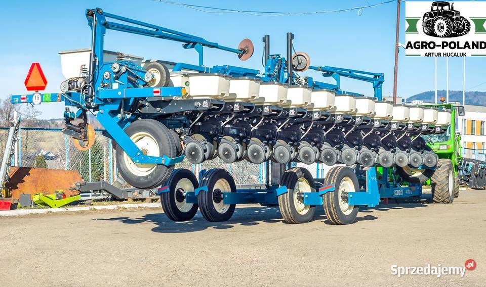 KINZE 3600 2006 12 RZĘDOWY ZBIORNIK NA NAWÓZ I Kudowa-Zdrój