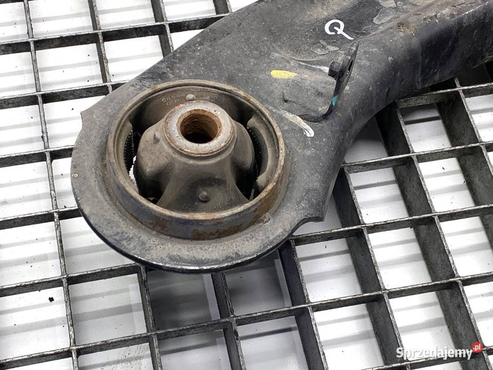 WAHACZ PRAWY PRZÓD KIA SPORTAGE IV SUV